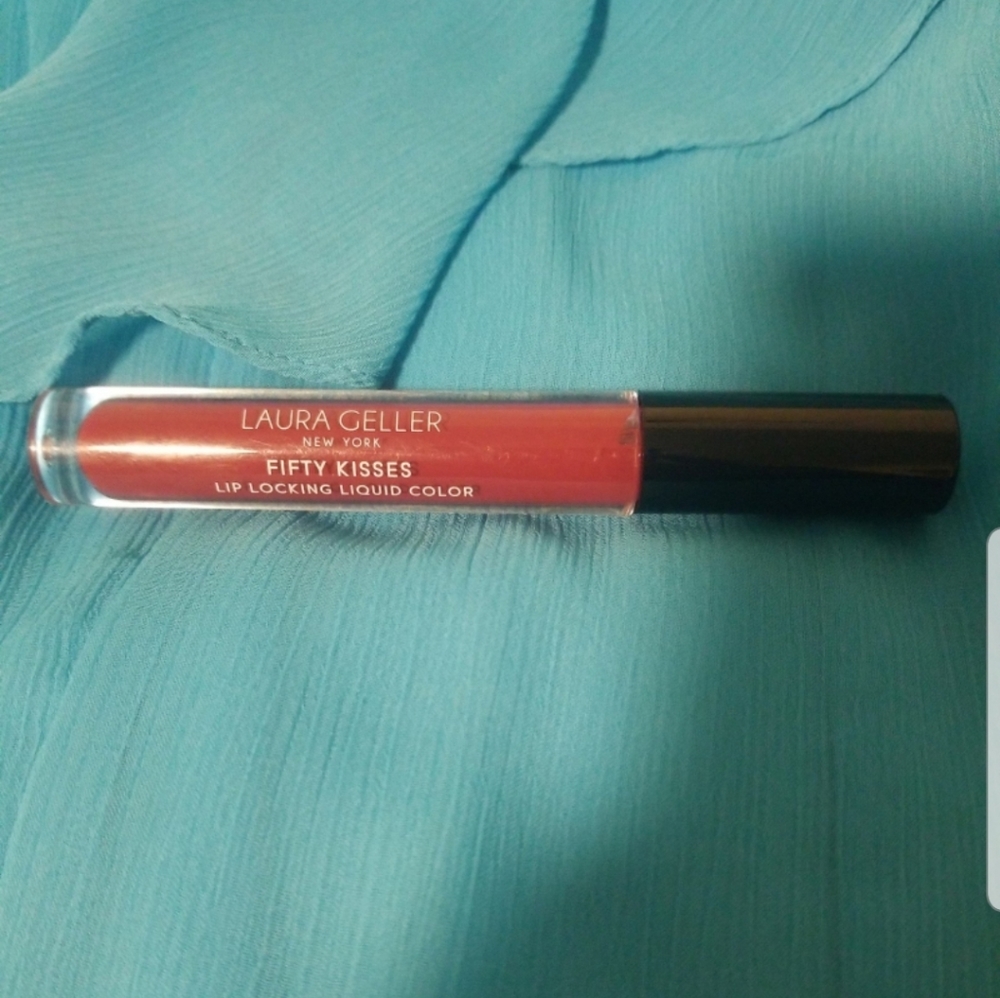 Laura Geller Fifty Kisses- new